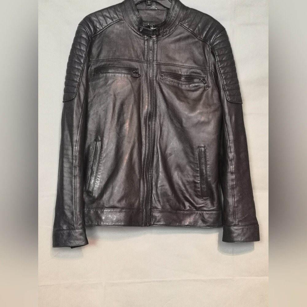 Vintage 90s Premium BLACK matte finish leather quilted padded Moto jacket